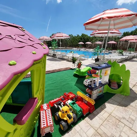 2-bed,2-bath, Free Private Parking Apartment *